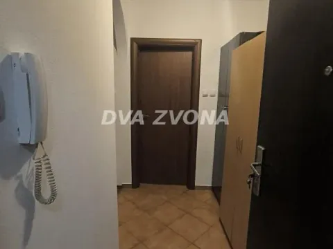 Izdavanje, jednosoban stan, 33m², Nova Detelinara, Novi Sad Sve Podlokacije - image 3