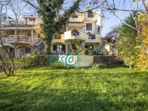 Izdavanje, trosoban stan, 120m², Gorica C, Podgorica - image 6