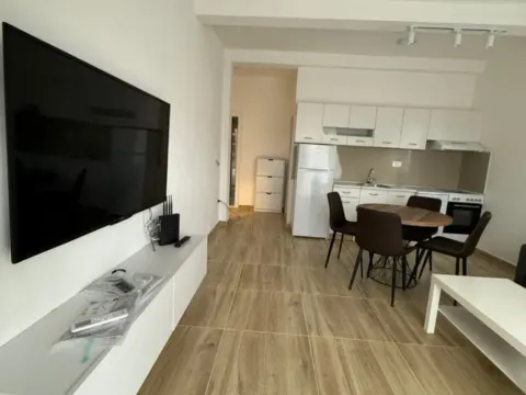 Izdavanje, stan, 55m², Gradiošnica, Tivat - image 10