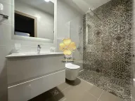 Izdavanje, četvorosoban stan, 110m², Master Kvart, Podgorica - image 14