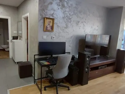 Rent, two bedroom apartment, 48m², Rotkvarija, Novi Sad Sve Podlokacije - image 3