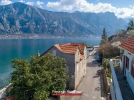 Prodaja, kuća, 100m², Prčanj, Kotor - image 1