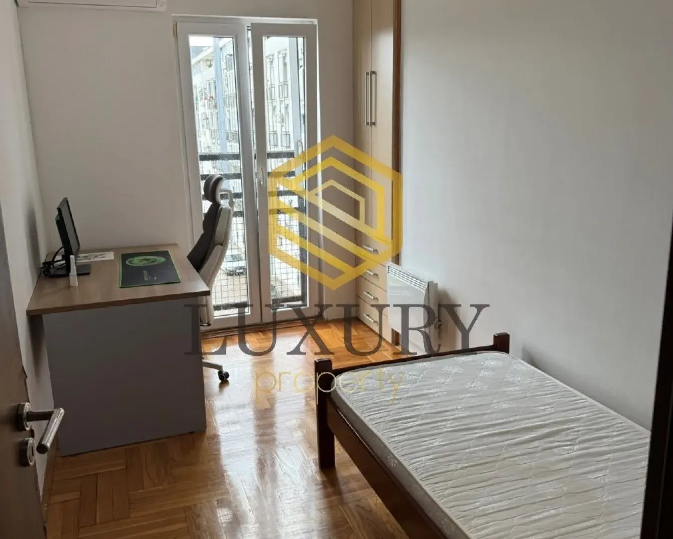 Rent, two bedroom apartment, 56m², City Kvart, Podgorica