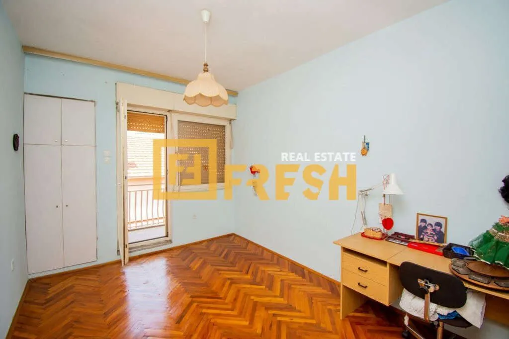 Rent, house, 214m², Tološi, Podgorica