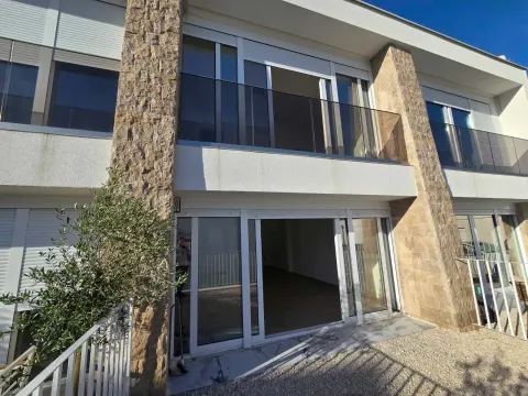 Prodaja, kuća, 90m², Tivat, Crna Gora - image 3