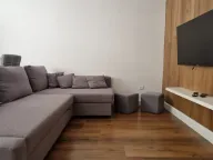 Izdavanje, stan, 62m², Tivat, Crna Gora - image 1