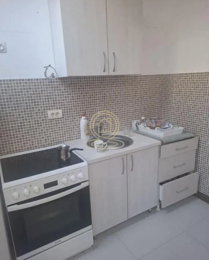 Rent, four bedroom apartment, 85m², Cvetni Trg, Vračar Sve Podlokacije