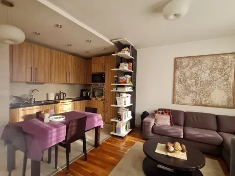 Sale, three bedroom apartment, 69m², Lekino Brdo, Voždovac Sve Podlokacije - image 8