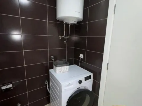 Izdavanje, trosoban stan, 73m², Gradska Bolnica, Zvezdara Sve Podlokacije - image 12