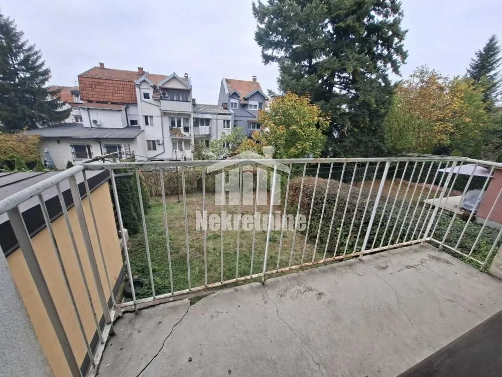 Sale, one bedroom apartment, 39m², Bele Vode, Beograd