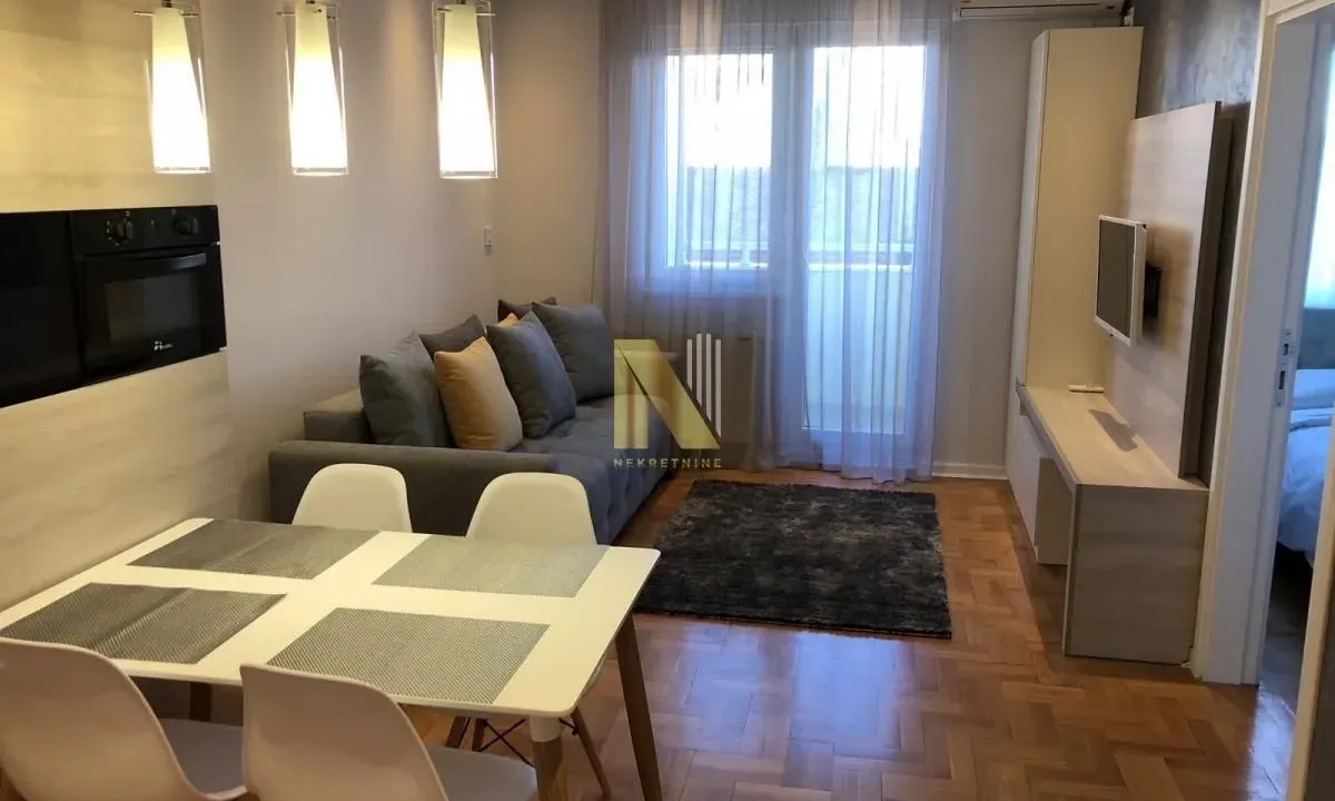 Izdavanje, dvosoban stan, 40m², Grbavica, Novi Sad Sve Podlokacije