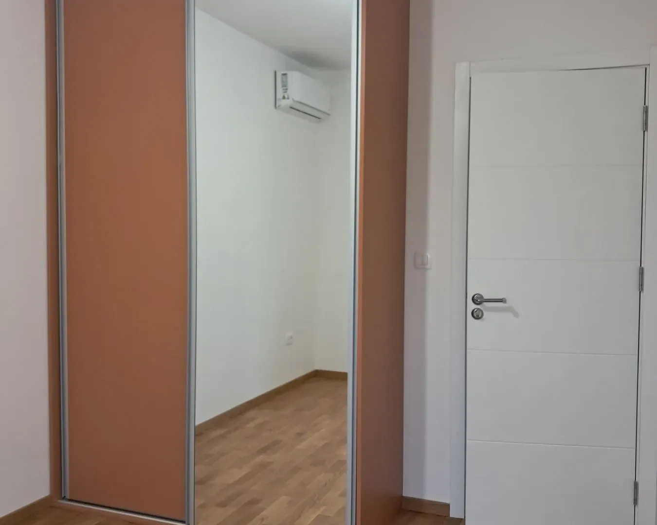 Rent, one bedroom apartment, 45m², Pobrežje, Podgorica