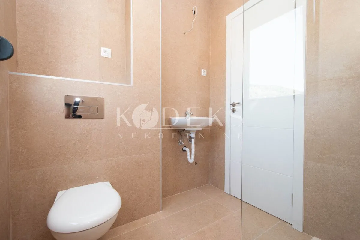 Rent, two bedroom apartment, 64m², Tološi, Podgorica