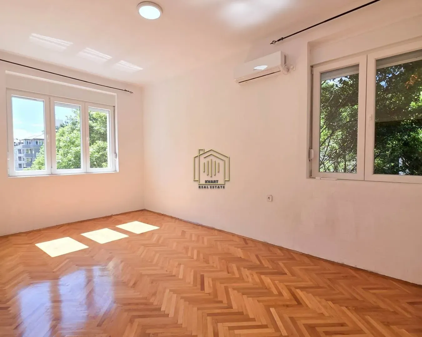 Prodaja, dvosoban stan, 69m², Podgorica, Crna Gora