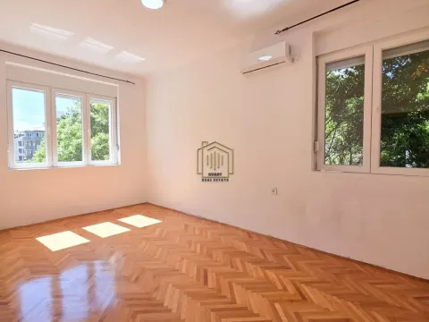 Prodaja, dvosoban stan, 69m², Podgorica, Crna Gora - image 3