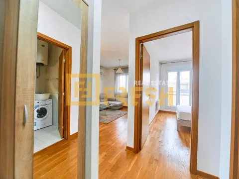 Izdavanje, jednosoban stan, 42m², City Kvart, Podgorica - image 6