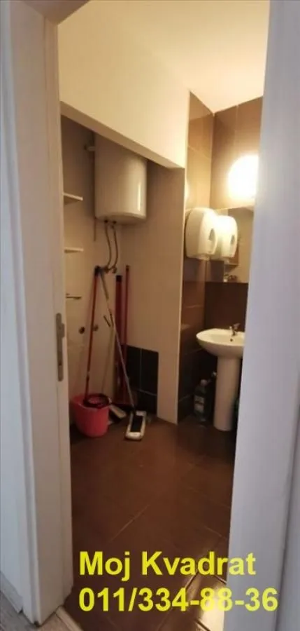 Rent, office space, 118m², Crveni Krst, Beograd