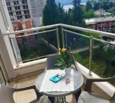 Prodaja, jednosoban stan, 43m², Centar, Budva