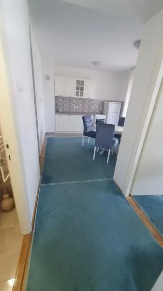 Izdavanje, dvosoban stan, 57m², Liman 4, Novi Sad Sve Podlokacije