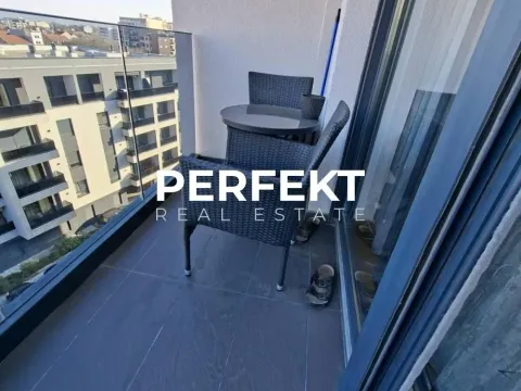 Prodaja, trosoban stan, 75m², Centar, Pančevo - image 13