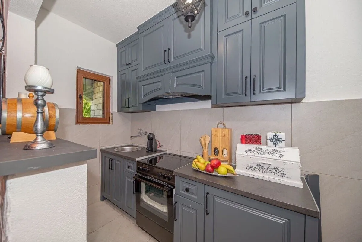 Prodaja, kuća, 90m², Virpazar, Bar