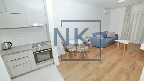 Izdavanje, jednosoban stan, 40m², Central Point, Podgorica - image 7