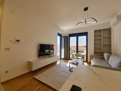 Izdavanje, jednosoban stan, 42m², Budva, Crna Gora - image 5