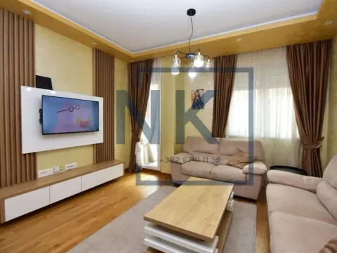Izdavanje, dvosoban stan, 64m², City Kej, Podgorica - image 2