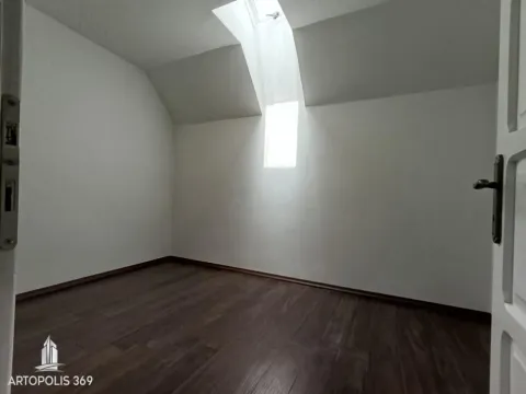 Prodaja, četvorosoban stan, 87m², Zemun Sve Podlokacije, Beograd - image 5