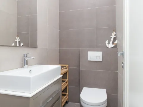 Prodaja, stan, 85m², Porto Montenegro, Tivat - image 11