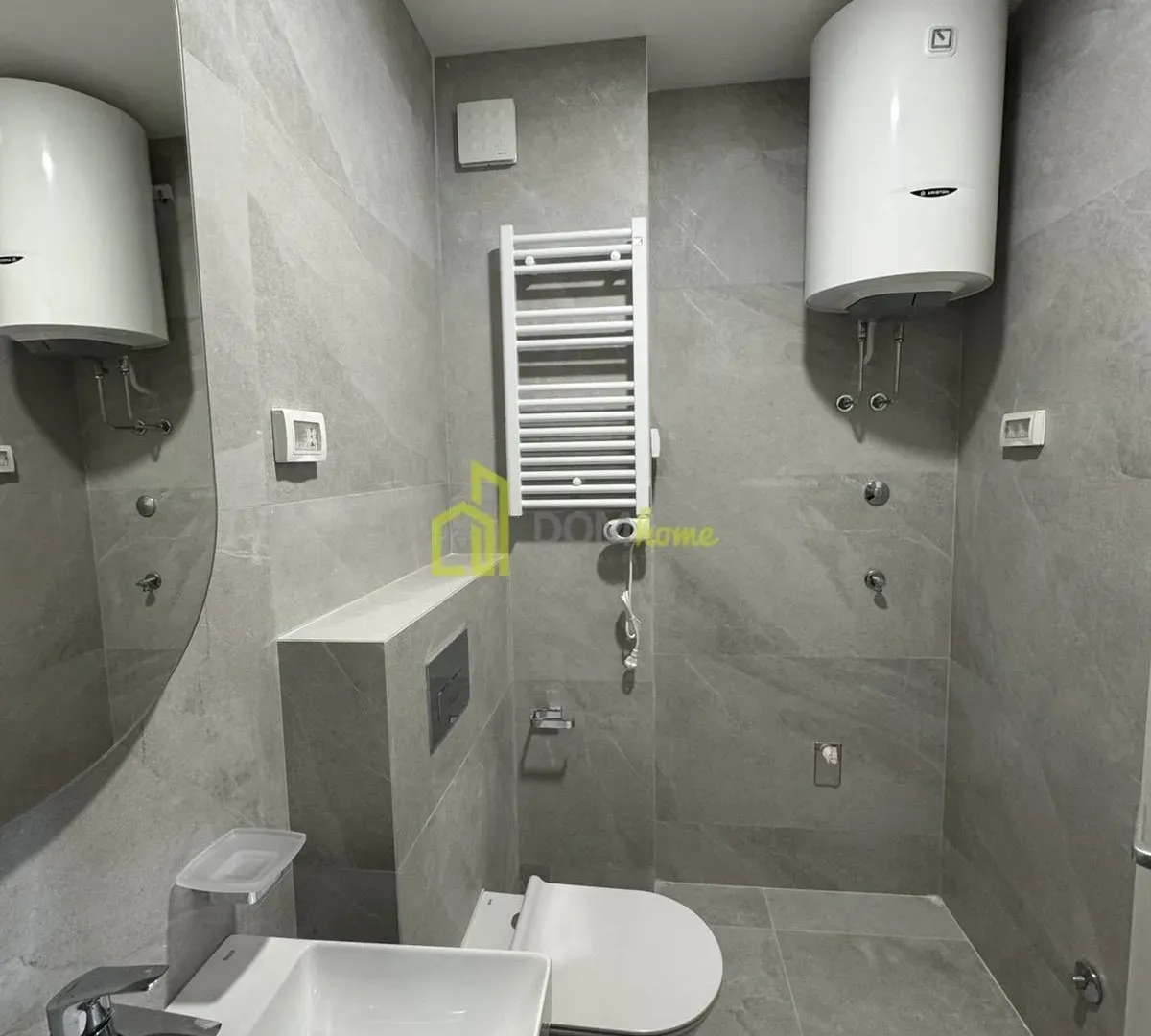 Prodaja, jednosoban stan, 49m², Central Point, Podgorica