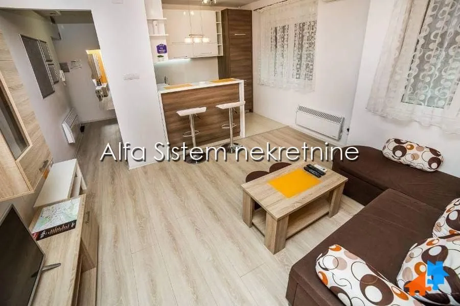 Rent, apartment, 35m², Čubura, Beograd