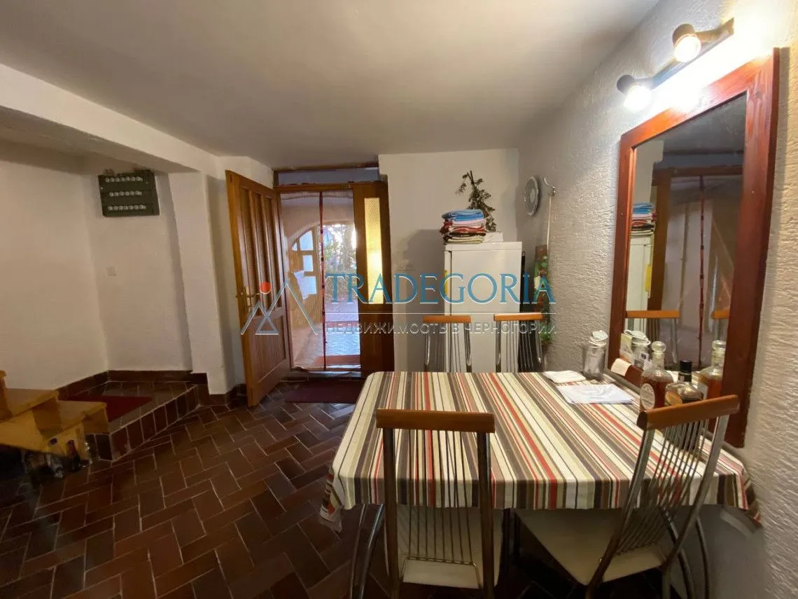 Prodaja, dvosoban stan, 104m², Pržno, Budva