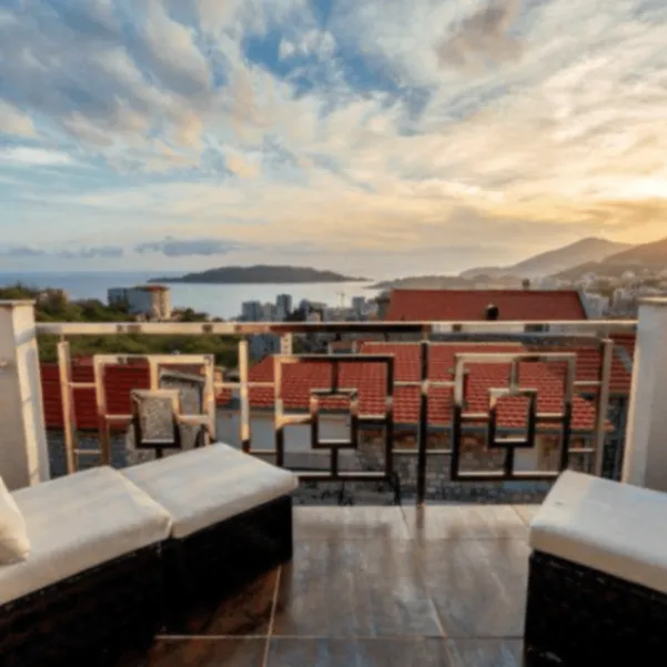 Rent, house, 450m², Bečići, Budva