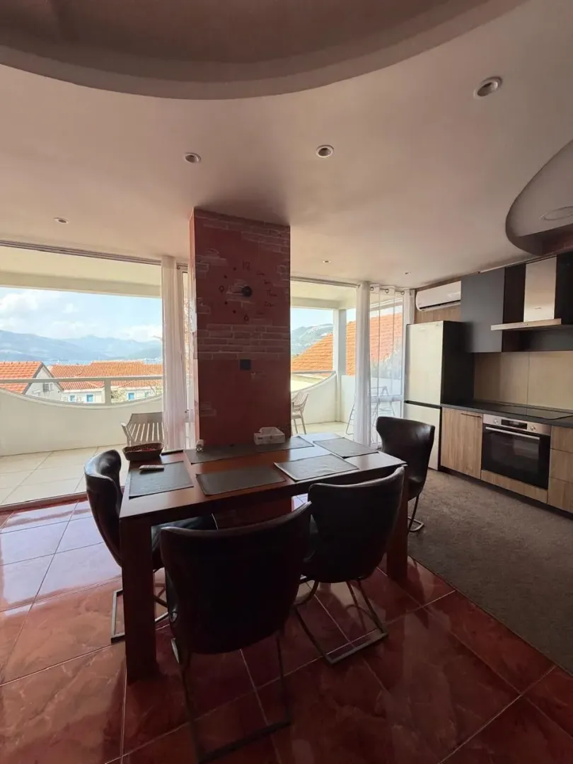 Rent, two bedroom apartment, 85m², Bogišići, Tivat