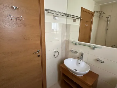 Prodaja, kuća, 70m², Bečići, Budva - image 6