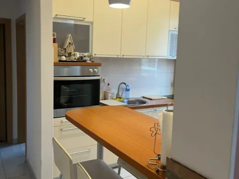 Izdavanje, jednosoban stan, 43m², Ibričevina, Podgorica - image 2