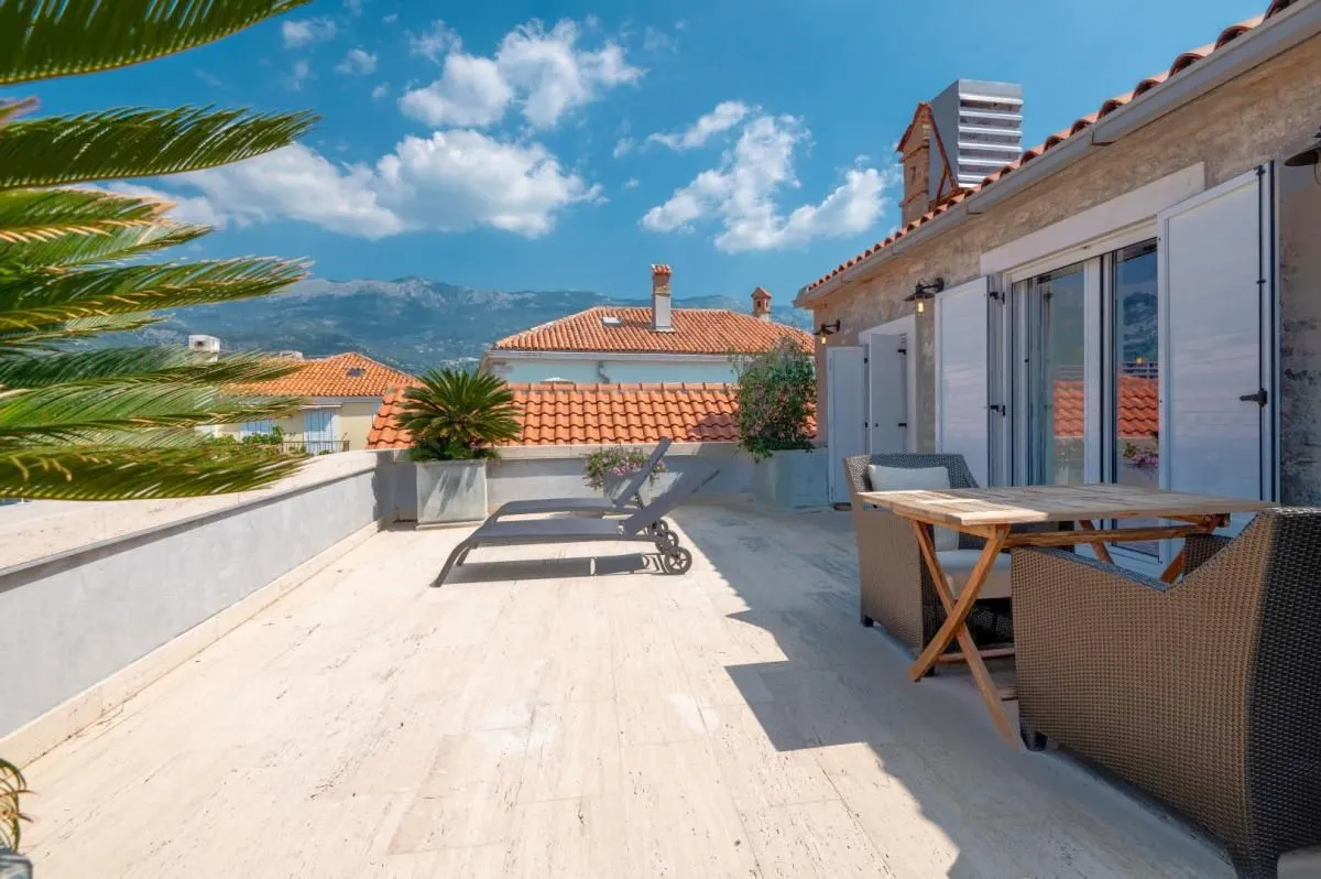 Sale, one bedroom apartment, 49m², Budva, Crna Gora
