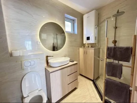 Izdavanje, dvosoban stan, 76m², Pržno, Budva - image 3