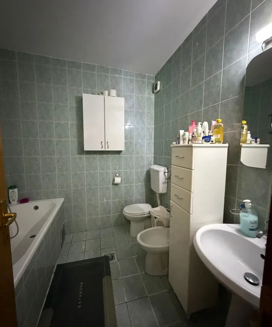 Prodaja, trosoban stan, 90m², Zagorič, Podgorica