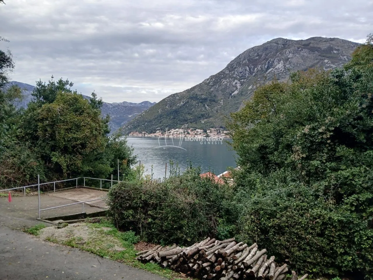 Prodaja, plac, 10000m², Donji Stoliv, Kotor