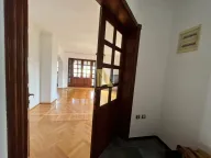 Izdavanje, kuća, 450m², Bulevar Evrope, Novi Sad Sve Podlokacije - image 9