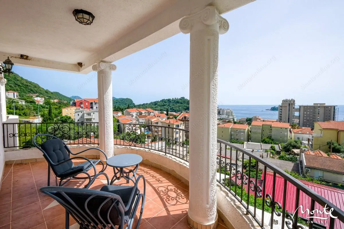 Sale, house, 560m², Petrovac, Budva