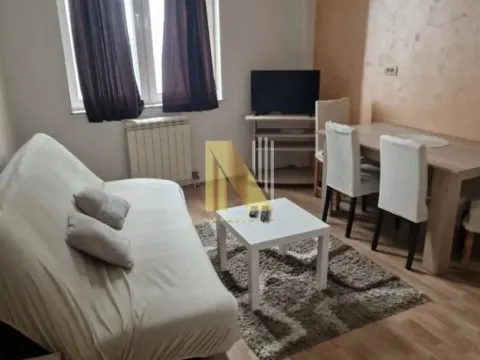 Rent, studio apartment, 27m², Bulevar Oslobodjenja, Novi Sad Sve Podlokacije - image 2