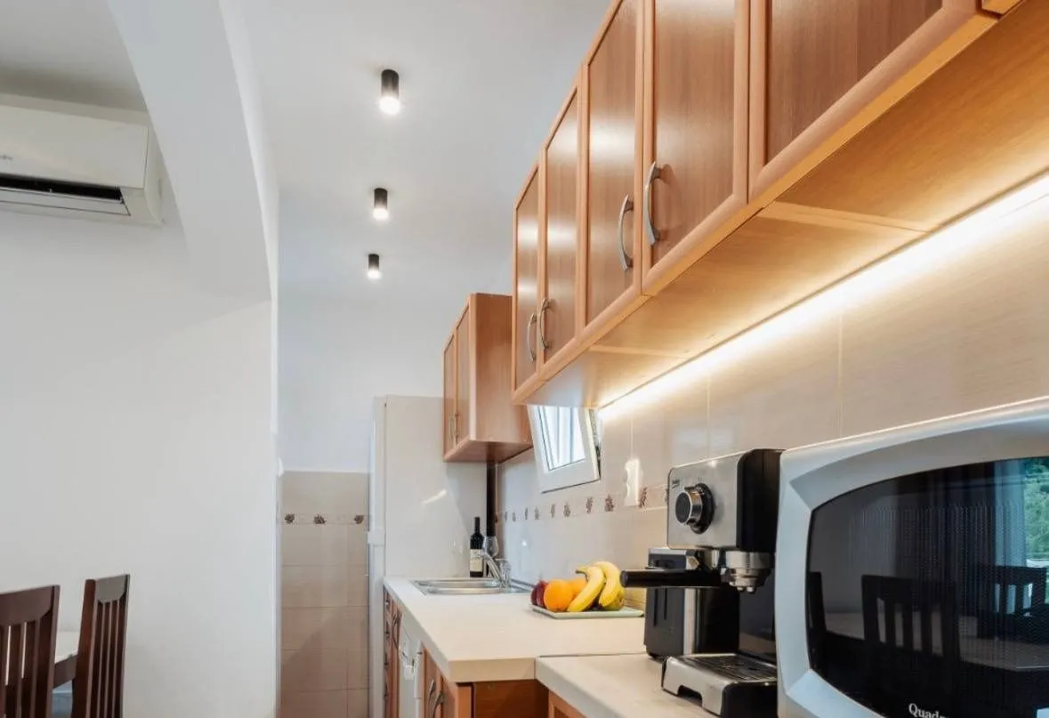 Rent, two bedroom apartment, 55m², Tivat, Crna Gora