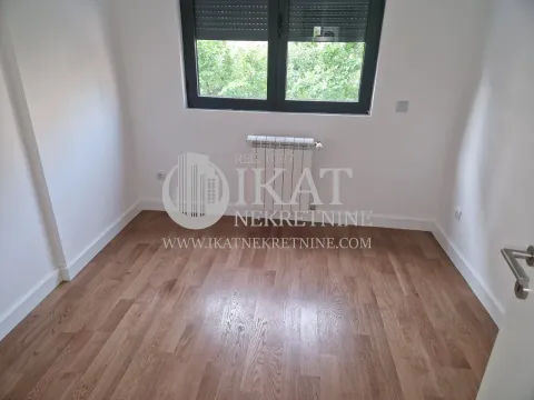 Sale, four bedroom apartment, 78m², Vračar Sve Podlokacije, Beograd - image 4