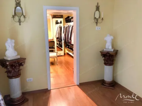 Sale, house, 190m², Kotor, Crna Gora - image 13