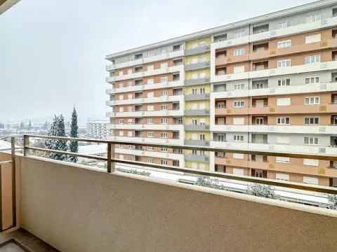 Rent, one bedroom apartment, 49m², Central Point, Podgorica - image 11