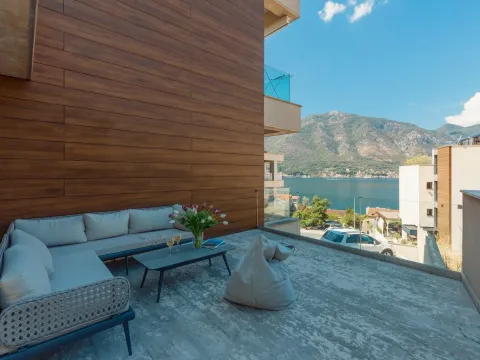 Prodaja, trosoban stan, 129m², Dobrota, Kotor - image 10