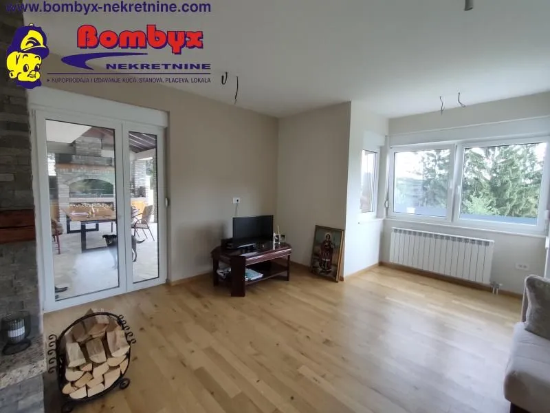 Prodaja, kuća, 300m², Sremska Kamenica, Petrovaradin